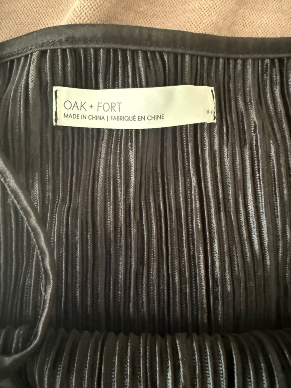 OAK + FORT Black Pleated Two Piece Set Shimmer Tank & Pants Size M - Picture 5 of 7